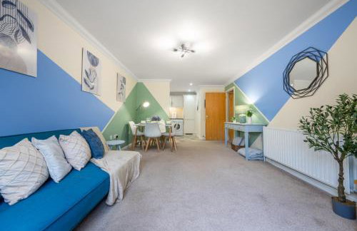 STN - Bishops's Stortford - Free Gated Parking - Two Bed Apartment - Perfect location for Stansted Airport - Foto 6