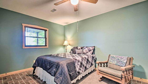 Cozy Amish Country Cabin on Shipshewana Lake! - Foto 3, Innenbereich