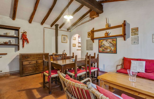 Vintage Vacation Home - Photo 16