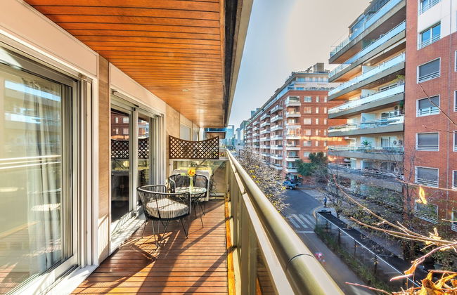 2BR Family Apt Puente de la Mujer View - Foto 16