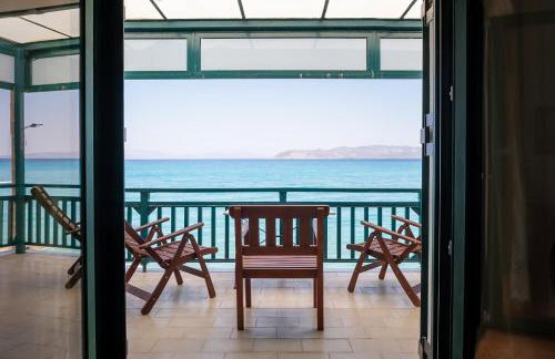 Beachfront Oasis - Foto 1