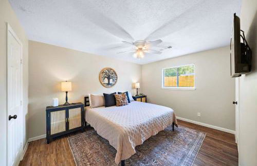 Sandy Private Beach Oasis Close to Kemah Boardwalk & NASA 5 STAR SUPER HOST - Foto 2