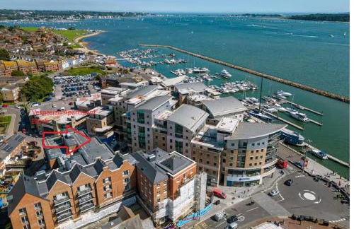 Poole Quay Seaside Escape-free parking 3 mins away - Photo 20