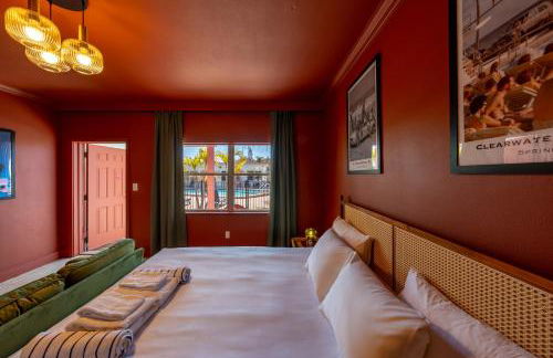 Monaco Vacation Rentals - Photo 50