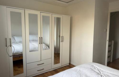 Entire House with Garden and Office - Foto 4