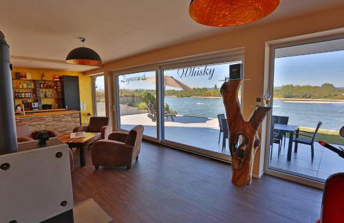 Exklusives Rhein-Lounge Apartment mit direktem Rheinblick, Sauna, 2 Schlafzimmern, Parkplatz für bis zu 5 Gäste - Foto 5