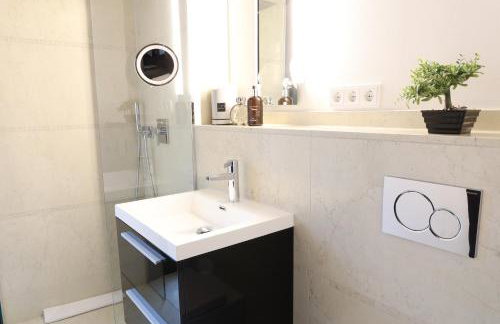 Residence - Photo 18