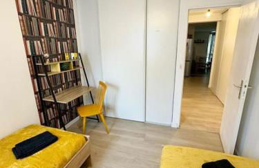 Confortable T4 Équipé à Roubaix - 200m Métro - Foto 15