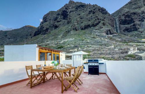 Spacious Home with Tropical Garden, BBQ, Near Seaside - Foto 1