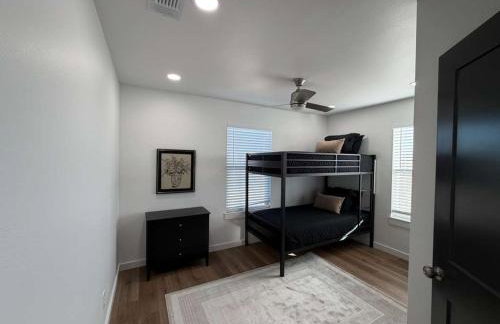 Royal Flush Villa - King Bed near WinStar - Foto 2