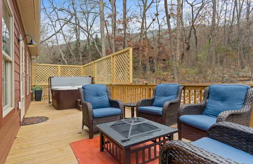 Massanutten resort fun escape at the Woodpecker Chalet - Foto 74