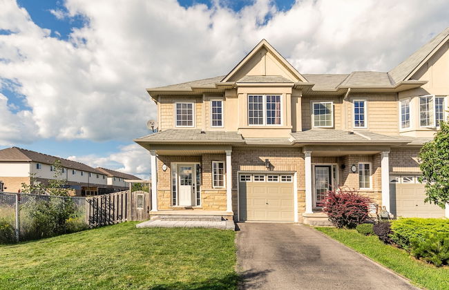 GLOBALSTAY. Modern 3-4 Bedroom Town - Photo 67