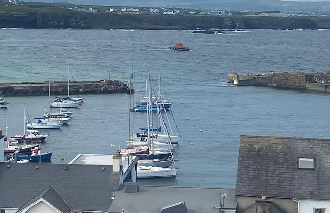 Portrush Penthouse Stunning Harbour & Atlantic Views - Photo 25