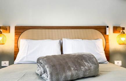 Vista mar em Caiobá com piscina conforto e localização - Foto 17