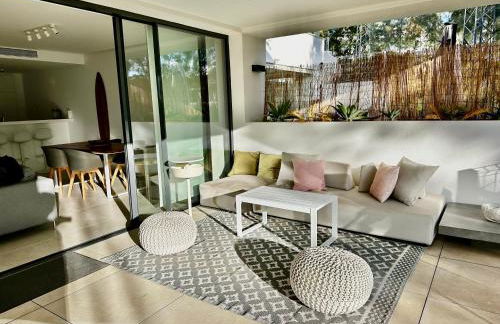 Modern garden apartment by Cabopino golf - Photo 34