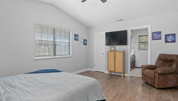 Sixteen Oaks - Photo 4, Chambre