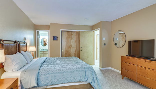 'snowdogs' Breck Condo w/ Fireplace: Walk to Lifts - Photo 2, Intérieur