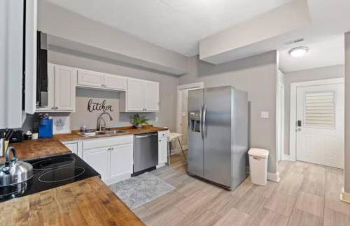 Chic 6BR Retreat:10 beds 3.5 Baths for Groups*ste - Foto 77