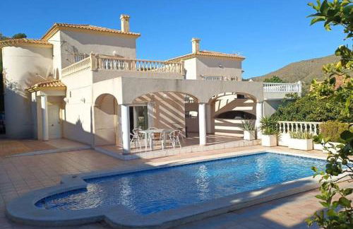 Casa Los Olivos, villa with a pool - Photo 19