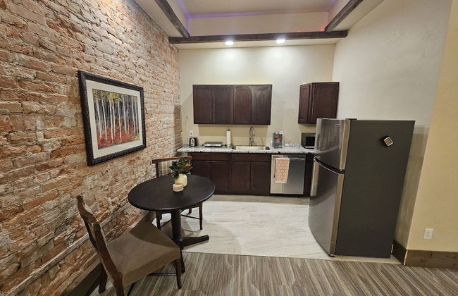 Eaglescape Suites and Event Center - Photo 16