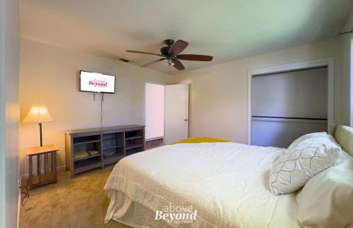 The Updated Aviator - Minutes to Everything Wichita Falls, TX - Foto 13