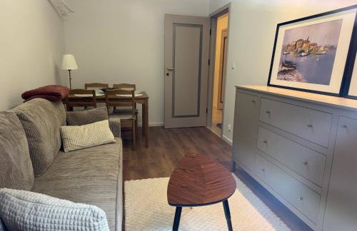 Apartament - Mieszkanie, nocleg przy Centrum Zdrowia Dziecka - Warszawa Międzylesie Wawer - Dzięcieliny 15 - Foto 1