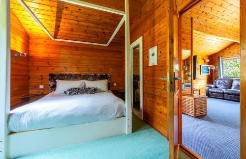 Chalet Lodge 3 Hot Tub by Interhome - Foto 11