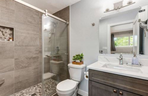 Gorgeous Condo With River View - Pool and Hot Tub - Foto 23