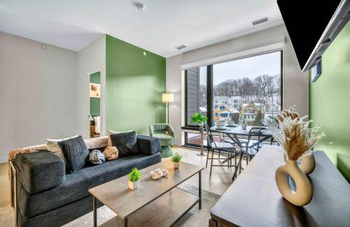 Little Italy & CWRU w King BedGymParkingWD - Foto 8