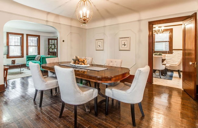 Glamorous Green Beauty in the Heart of University District 15min to Downtown - Foto 13