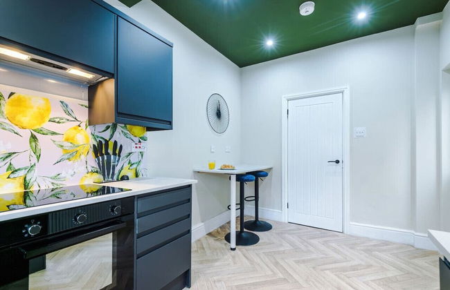 Salford Sanctuary 5 Bed House - Foto 28