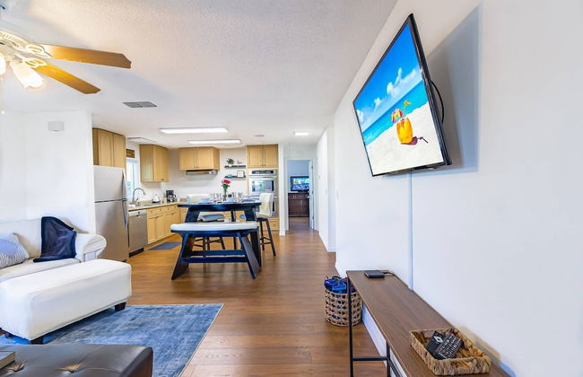 Mova Poolside Escape - Foto 6