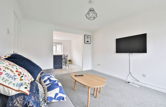 3 Bed House with Private Parking - Foto 25