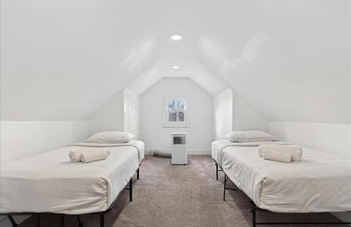 Cozy 2-Floor Home 5BR 3BA 2 Kitchens Backyard - Foto 76