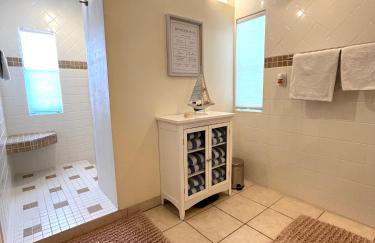 NEW Daytona Beach - Cozy Vacation Home with Saltwater Pool - Foto 18