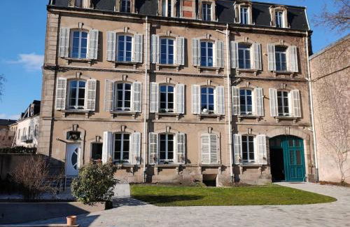 Superbe T2 neuf dans maison de maitre hyper centre - Foto 5