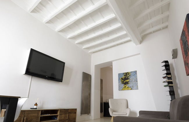 Stylish Apartment Close To Piazza Navona - Photo 22