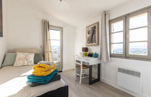 LB Vacation Rentals I Charming Little Bucolic House 5-Min From City - Foto 31