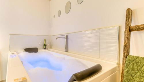 Bilocale con vasca idromassaggio - Foto 5