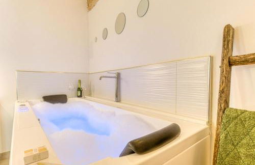 Bilocale con vasca idromassaggio - Foto 5