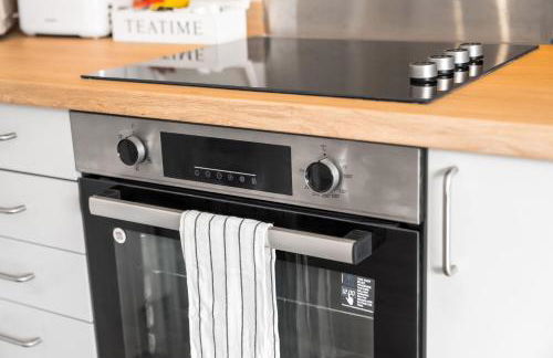 Modern 2 Bed Apartment - Parking - Sleeps 3 - Netflix 27AC - Foto 19