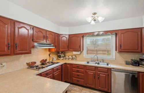 Elkhart Haven- Cozy Family Retreat home - Foto 12