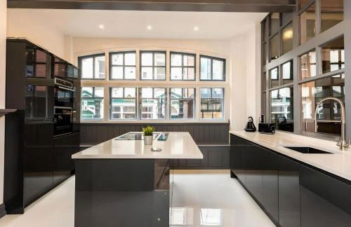 Bands Warehouse I - Foto 3