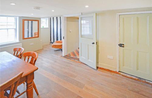 Best located and beautifully renovated cottage - Foto 3