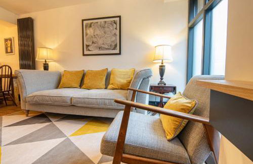 Former 16th Century Inn - In the heart of Macclesfield, gateway to the Peaks - Photo 22