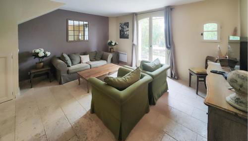 2 Bedroom Nice Home In Saint-Laurent-De-La-Ca - Foto 2