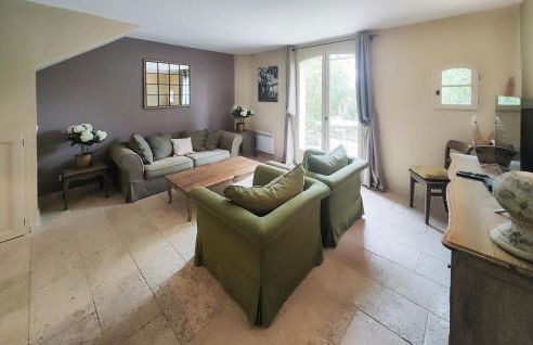 2 Bedroom Nice Home In Saint-Laurent-De-La-Ca - Foto 2