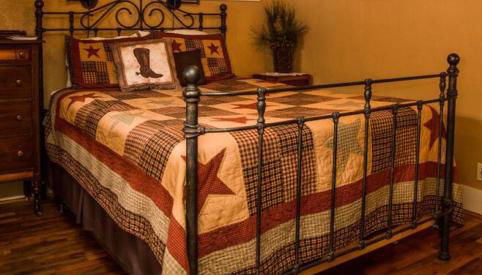 Mummy Mtn Suite 1 Bedroom suite with fireplace and jacuzzi tub - Foto 3