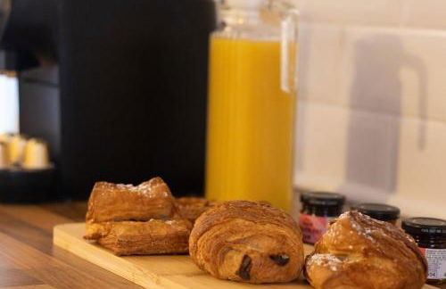 NEW! 2BR House in Leamington Spa by Clarendon Stays , Ideal for Professionals, Free Parking, WiFi, Smart TV! - Foto 11