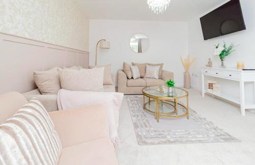 Stylish 4 Bedroom Home Perfect for Families - Foto 4